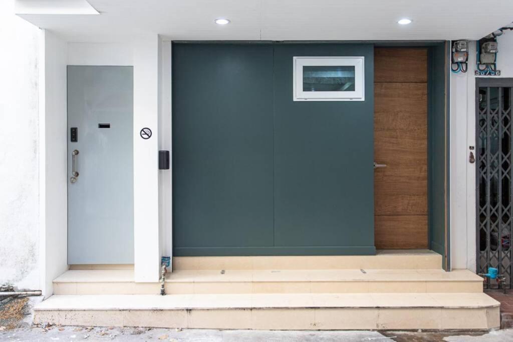 Lägenhet Studio på 45 m² i Silom med 1 badrum  Bangkok Exteriör bild